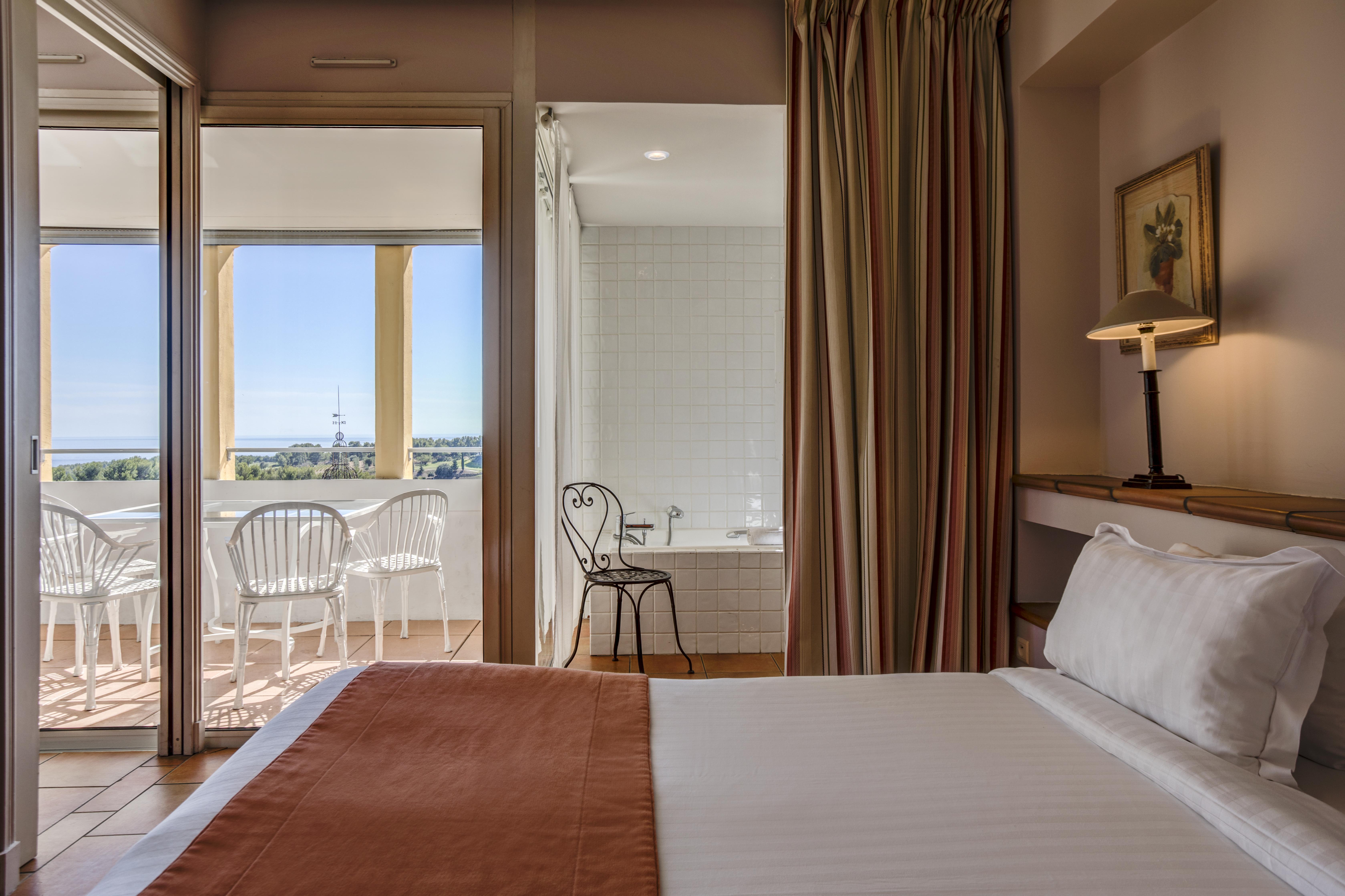 Готель Le Fregate Provence Сен-Сір-сюр-Мер Екстер'єр фото